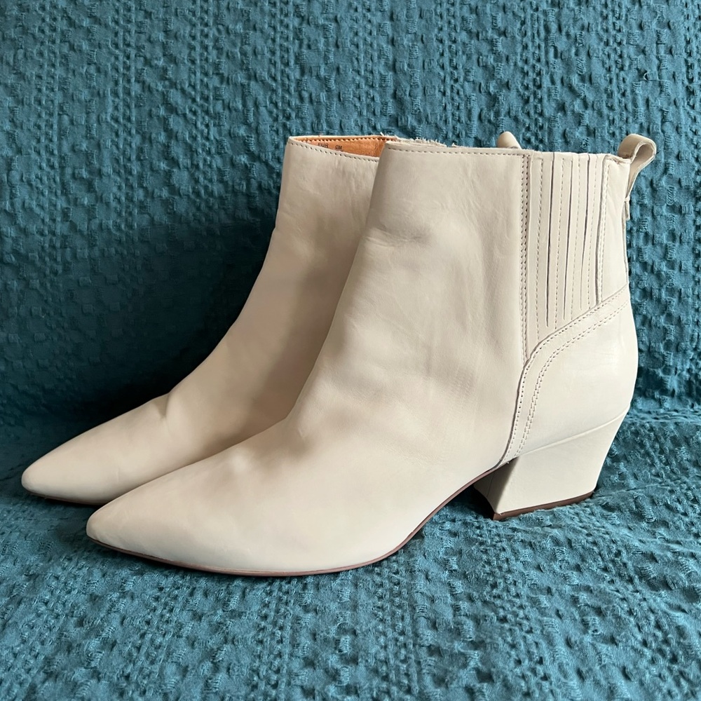 NWT Sarto by Franco Sarto Luca Ankle Booties (women’s - size 9.5)